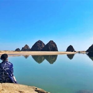 pantai mondu lambi sumba